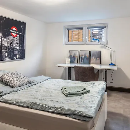 Gemuetliche Mit Terrasse Apartament *